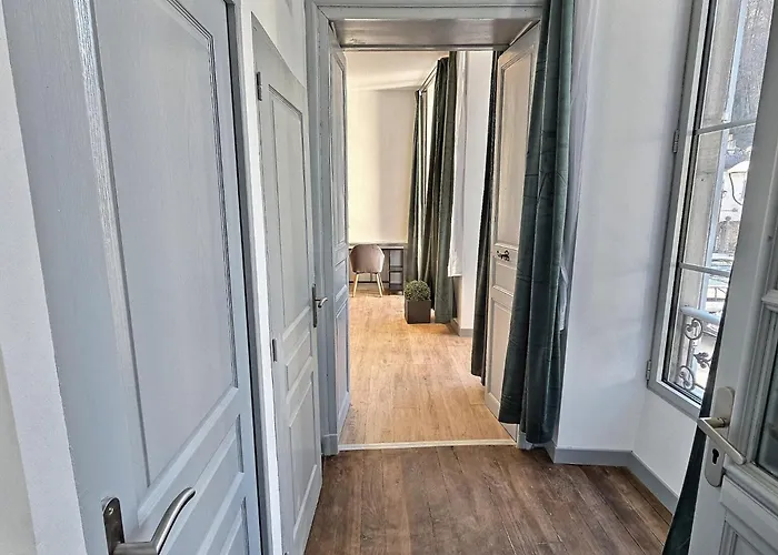 Διαμέρισμα Lumineux T2, Spacieux, Hypercentre, Neuf, Wifi *