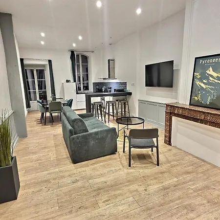 Lumineux T2, Spacieux, Hypercentre, Neuf, Wifi *