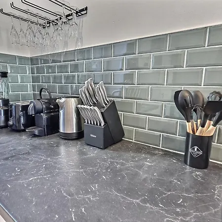 Apartment Lumineux T2, Spacieux, Hypercentre, Neuf, Wifi Bagneres-de-Bigorre