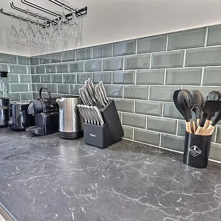 Apartmán Lumineux T2, Spacieux, Hypercentre, Neuf, Wifi Bagnères-de-Bigorre