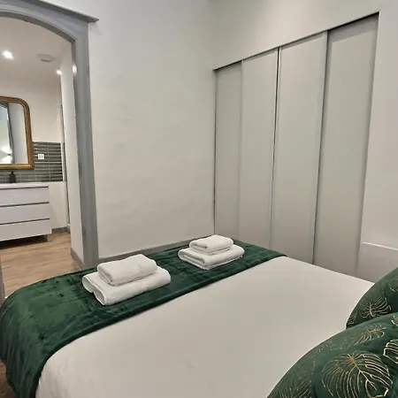 Apartmán Lumineux T2, Spacieux, Hypercentre, Neuf, Wifi Bagnères-de-Bigorre